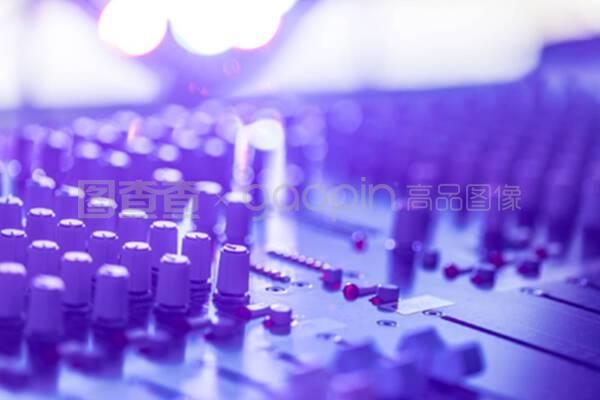 錄音棚混音臺專業(yè)音樂制作