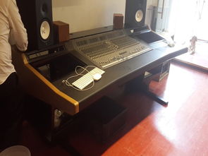 【專業(yè)定制錄音棚家具音頻控制桌錄音棚機柜音頻桌錄音桌音頻工作臺編曲工作桌】-