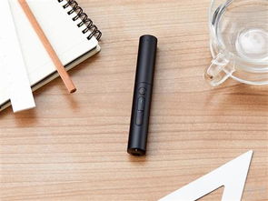 設計非常棒的 錄音筆 翻譯機 一體產品,又領先科大訊飛